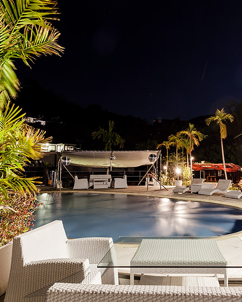 IndoChine Resort & Villas - Pool Bar 